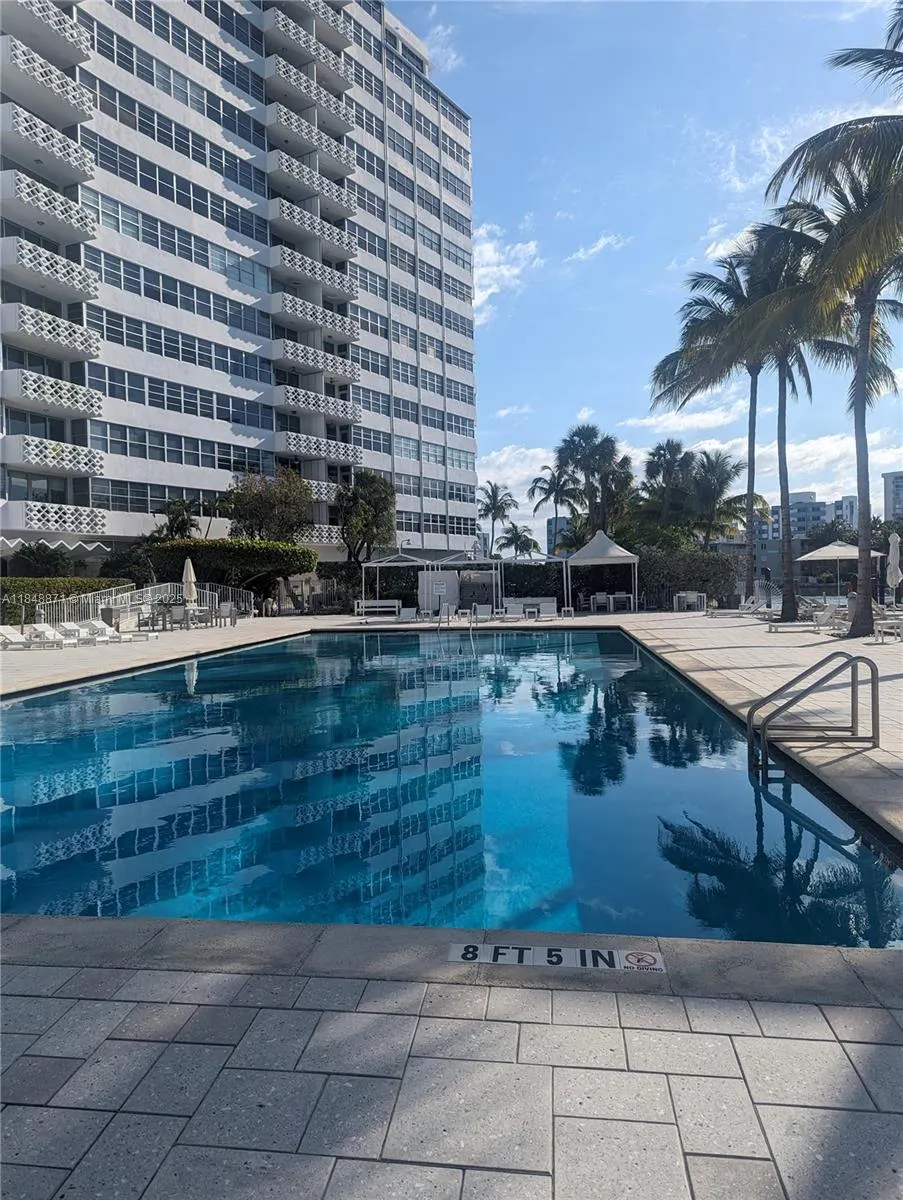 20 Island Ave, #101