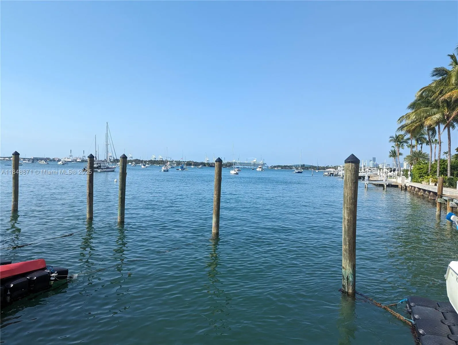 20 Island Ave, #101