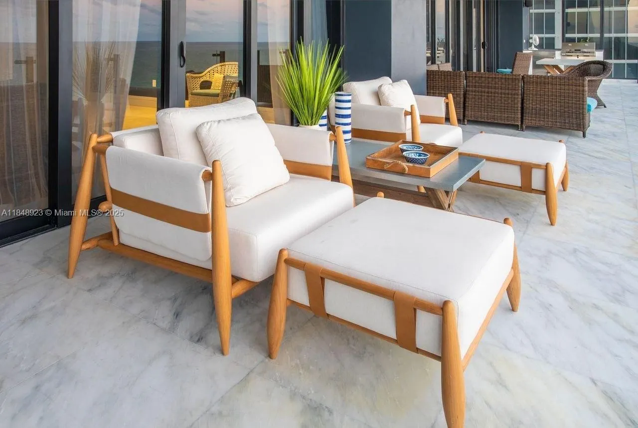 17141 Collins Ave, #1001