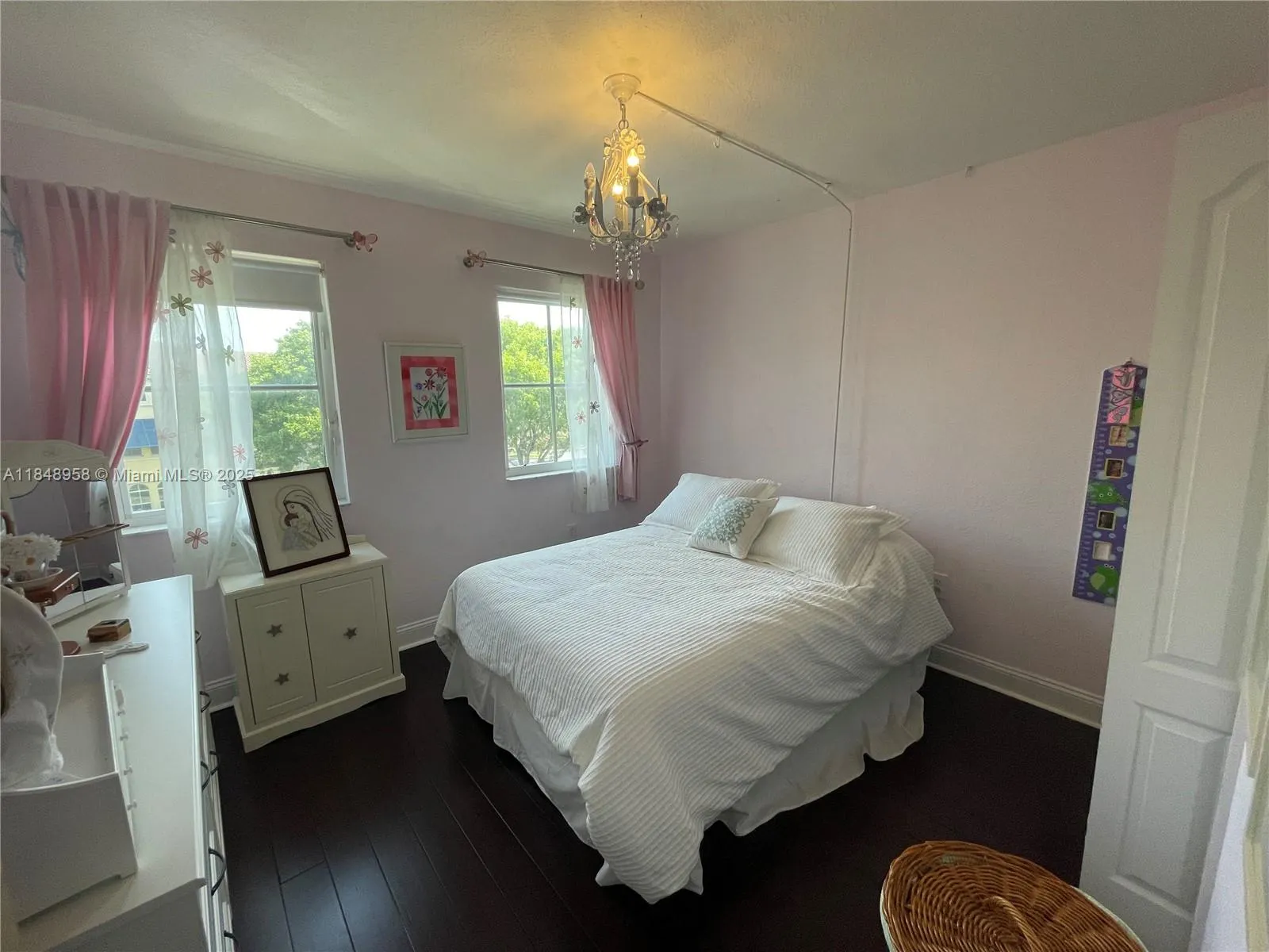 160 Jacaranda Country Club Dr, #201