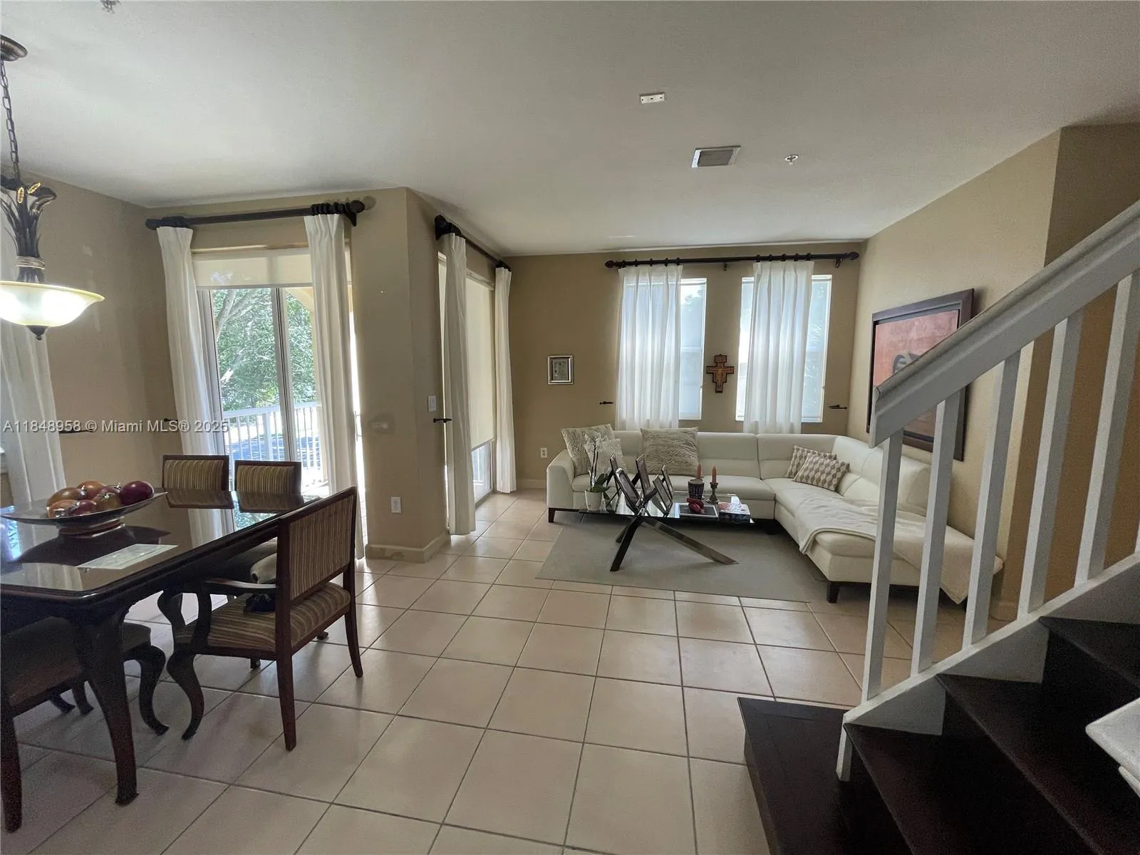 160 Jacaranda Country Club Dr, #201