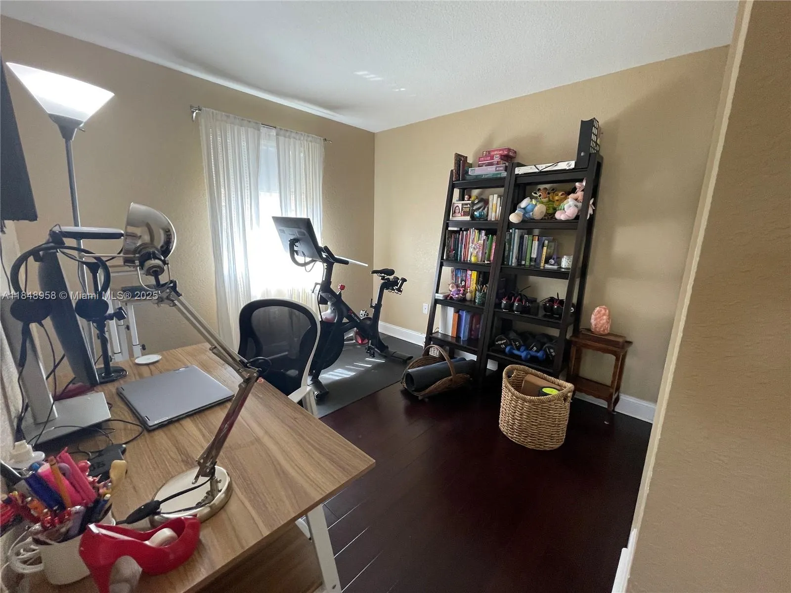 160 Jacaranda Country Club Dr, #201