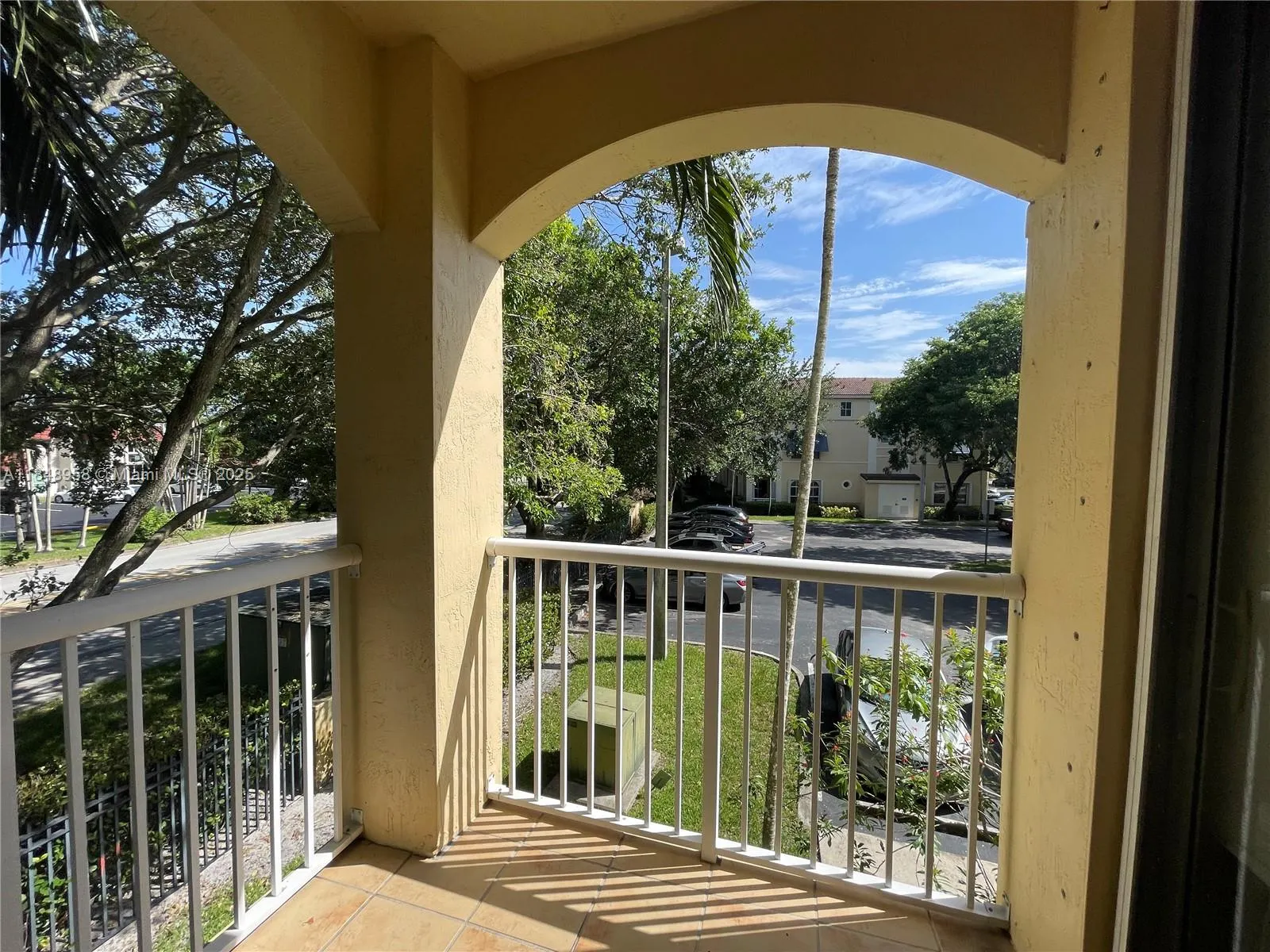160 Jacaranda Country Club Dr, #201