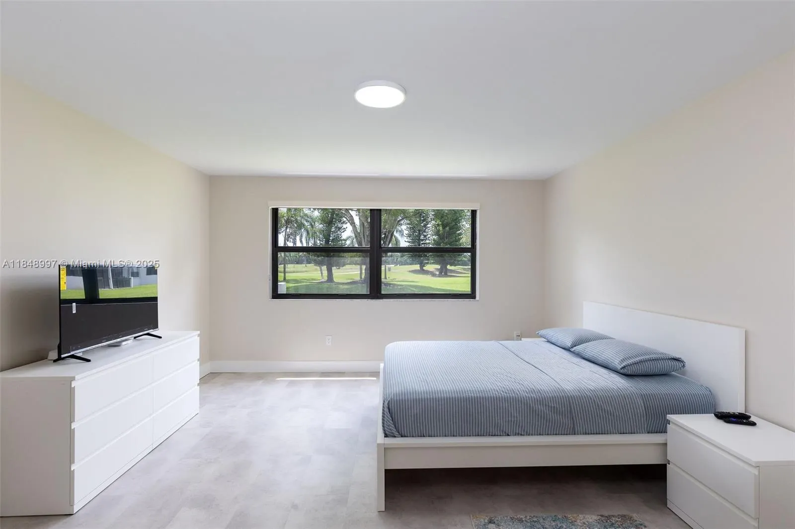 16171 Blatt Blvd, #112
