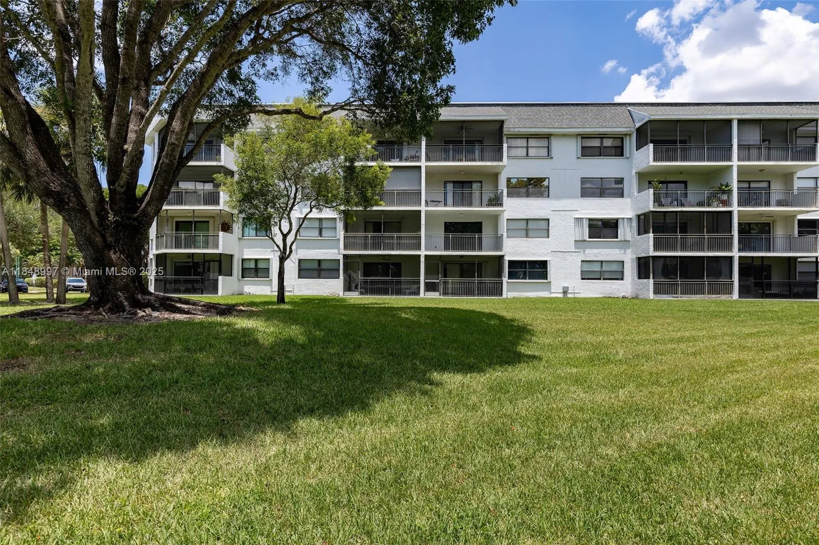 16171 Blatt Blvd, #112