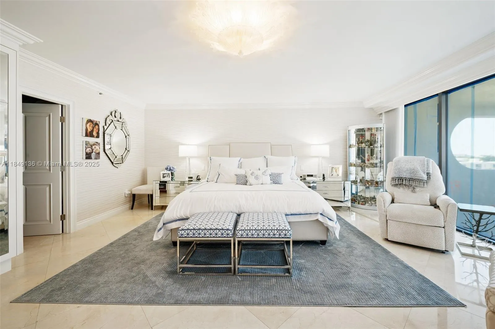 10205 Collins Ave, #404