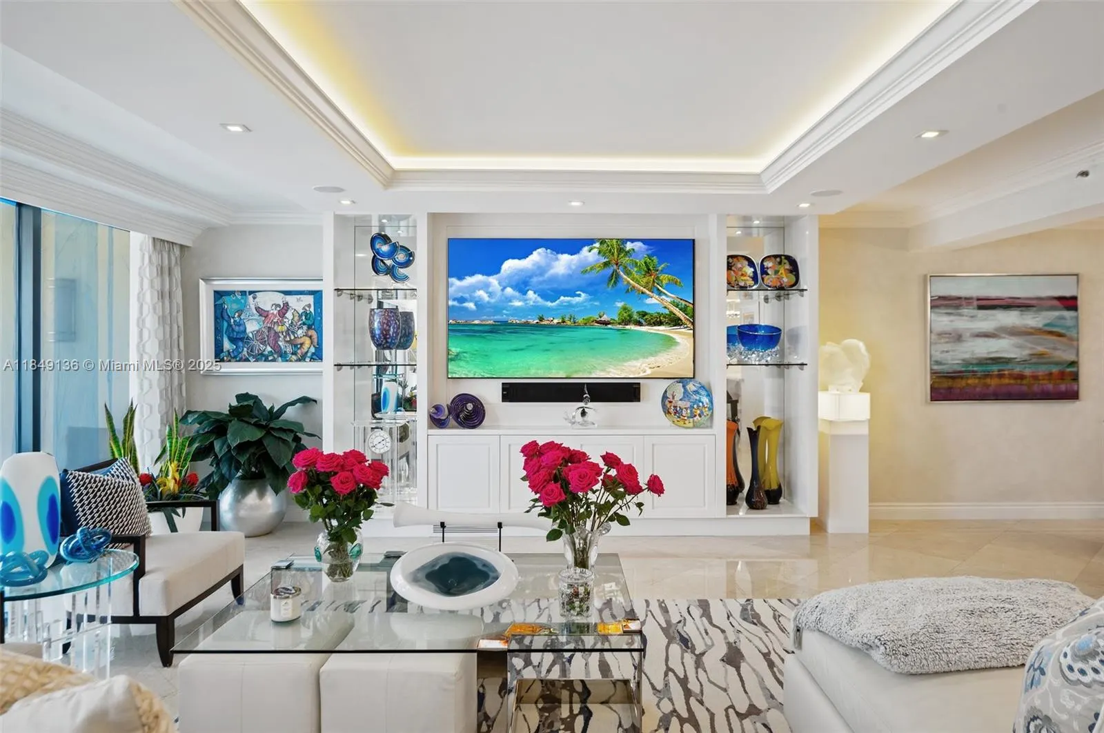 10205 Collins Ave, #404