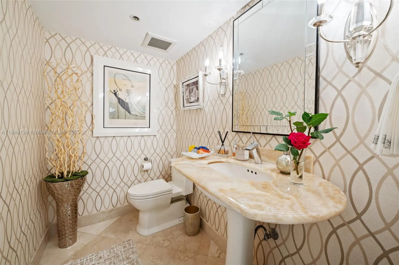 10205 Collins Ave, #404
