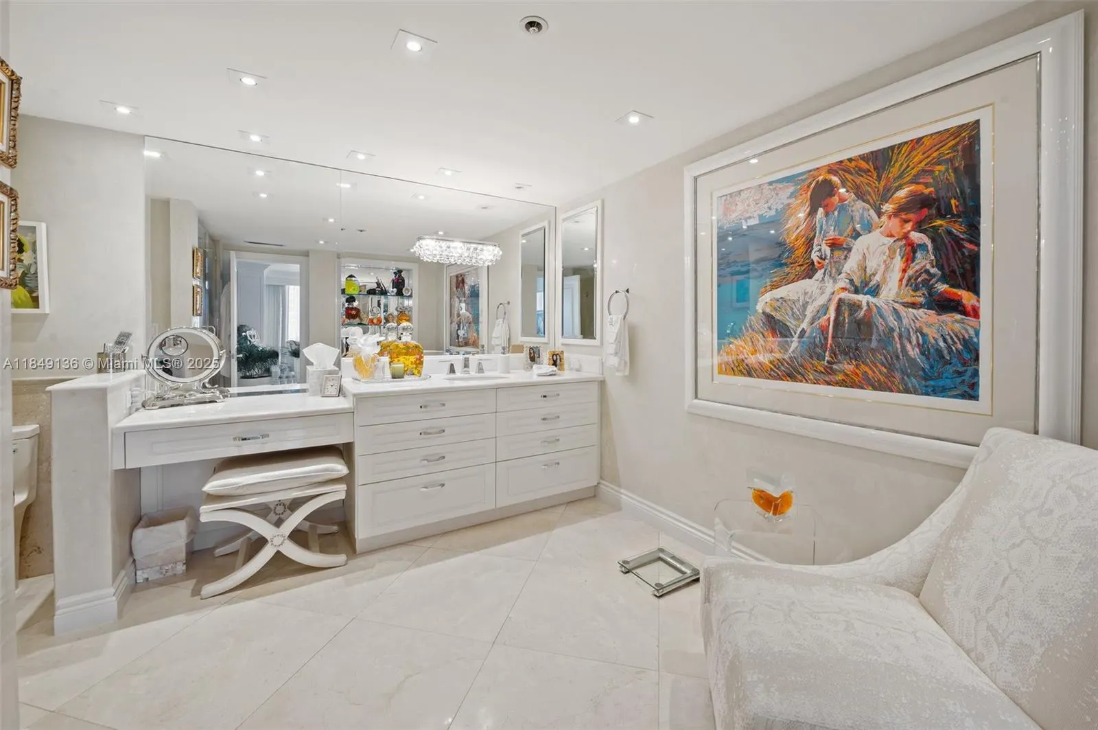 10205 Collins Ave, #404