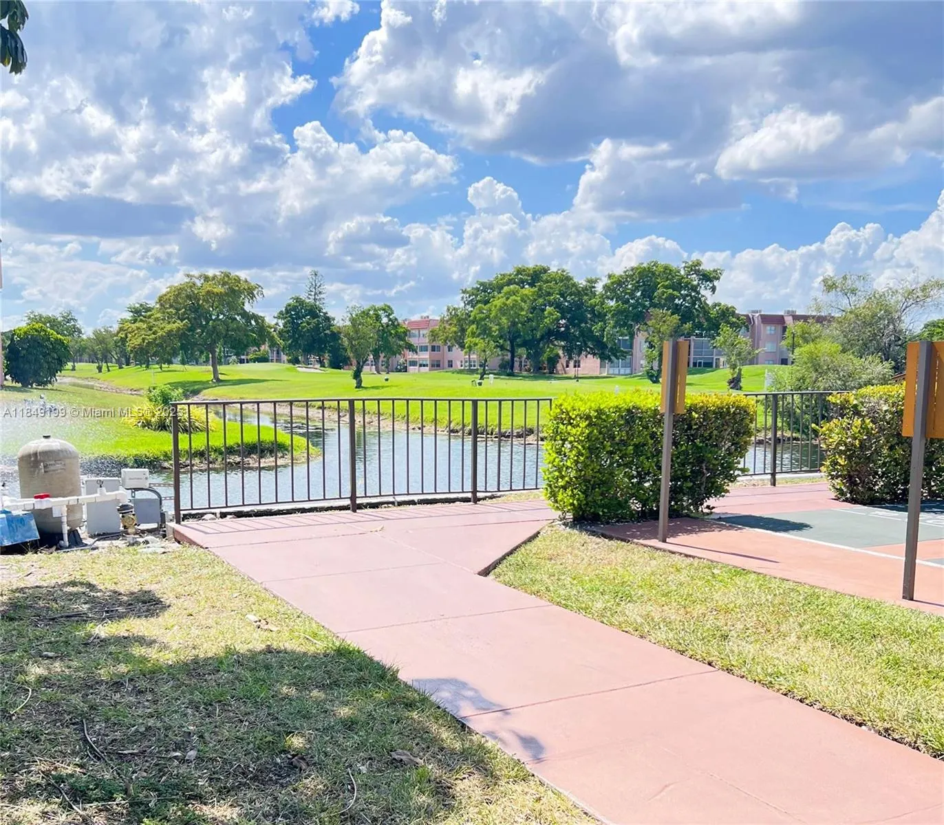 2741 N Pine Island Rd, #108