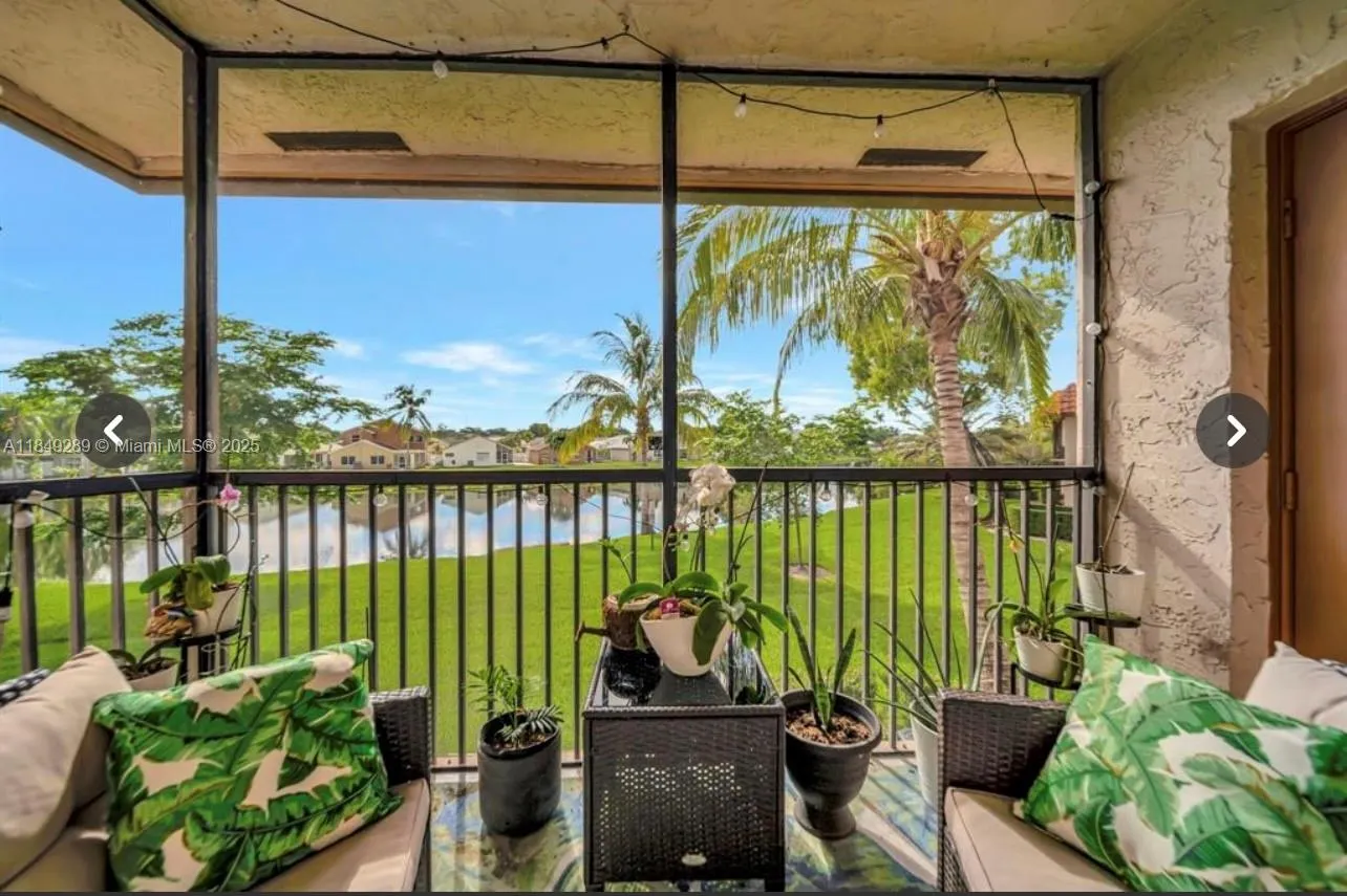 15710 E Waterside Cir, #205