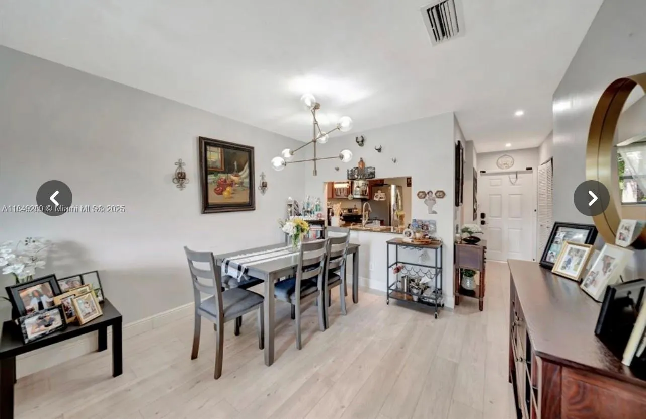 15710 E Waterside Cir, #205