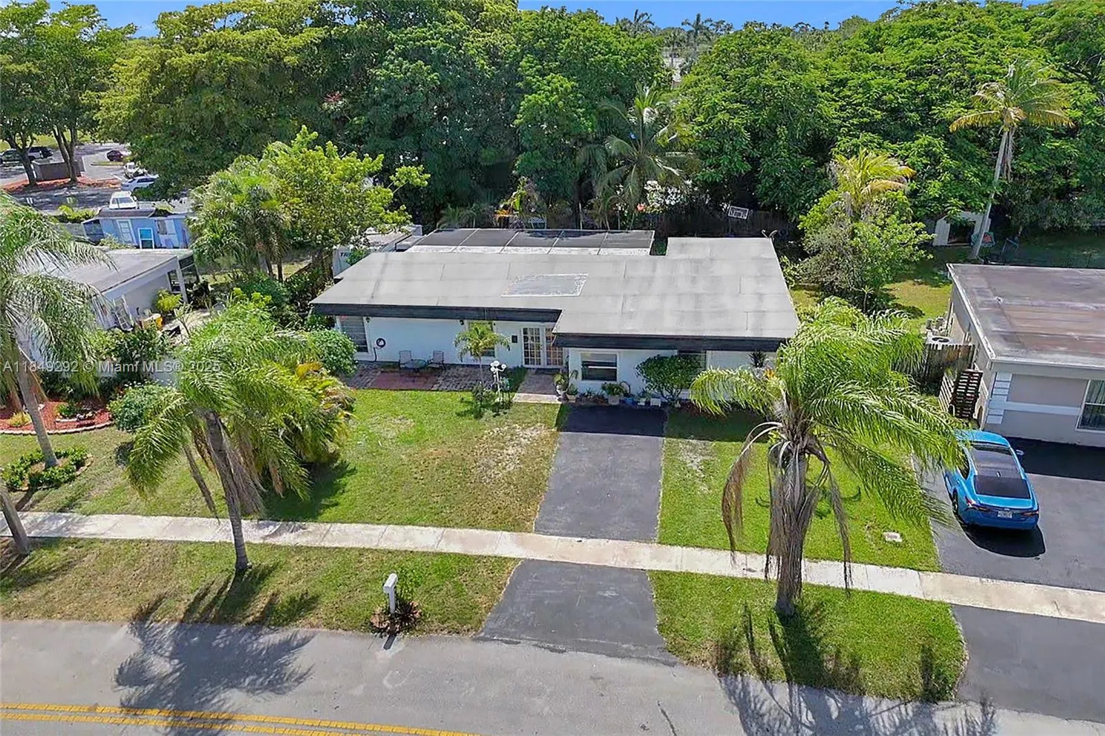 7811 NW 75th Ave