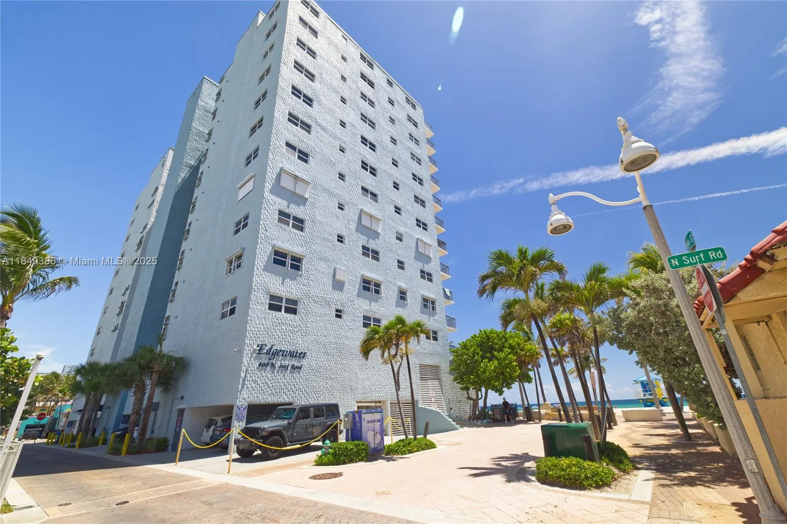400 N Surf Rd, #1002