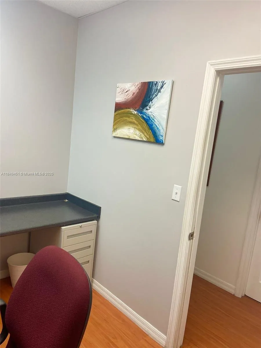 1820 N Corporate Lakes Blvd, #206-7
