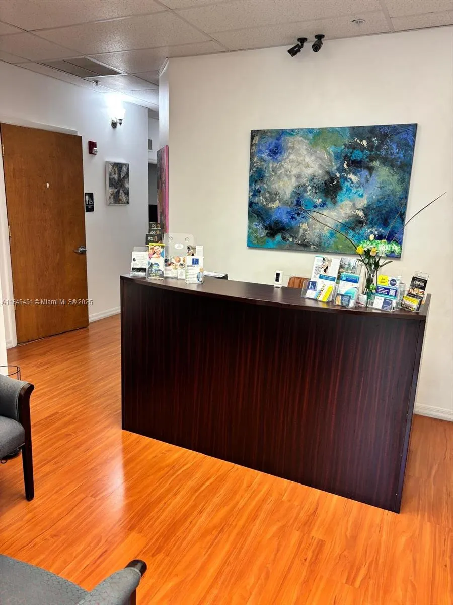 1820 N Corporate Lakes Blvd, #206-7