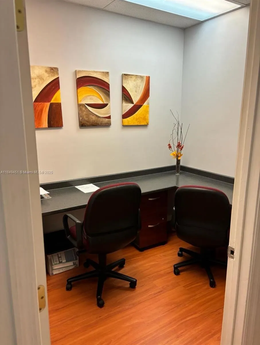 1820 N Corporate Lakes Blvd, #206-7