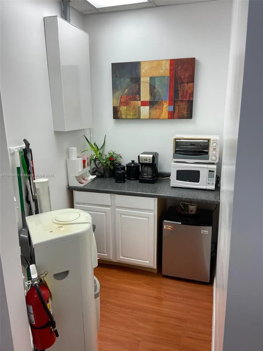 1820 N Corporate Lakes Blvd, #206-7