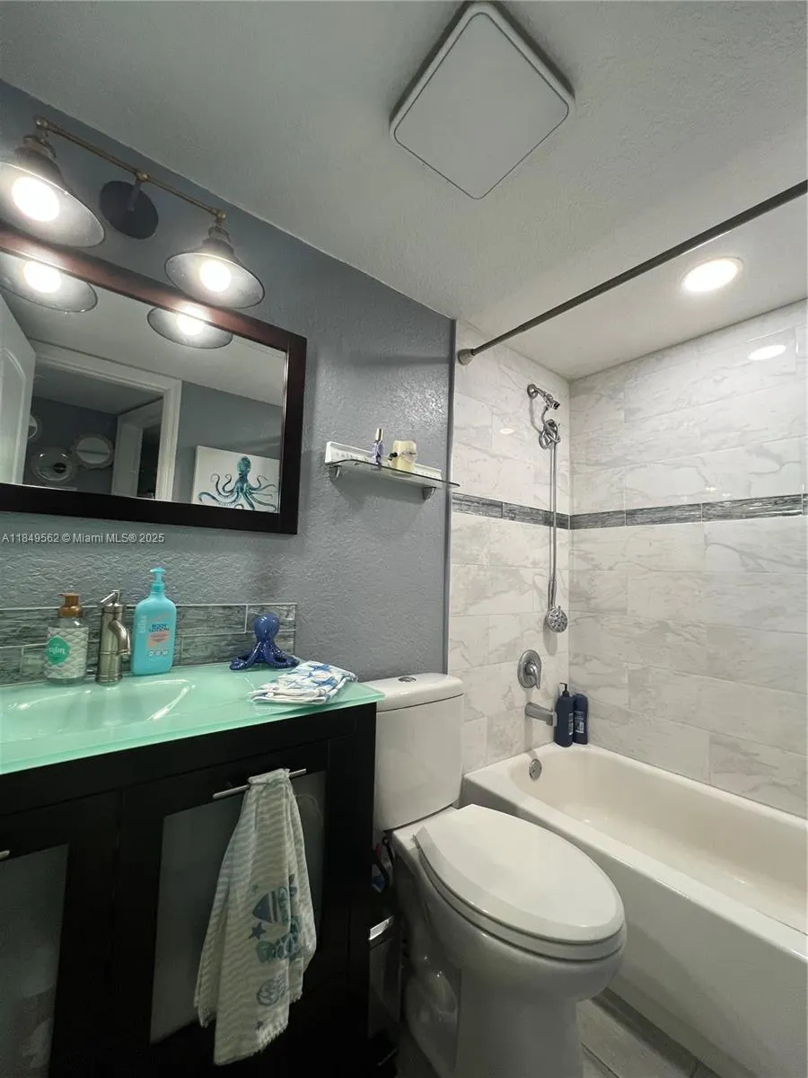 5830 NW 64th Ave, #103