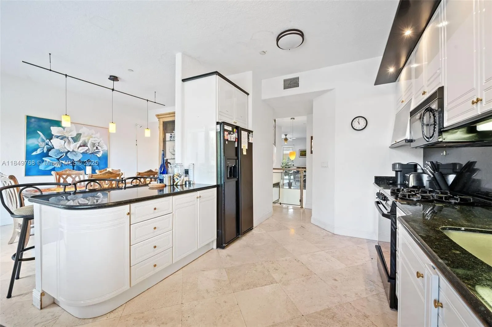 1784 Bay Dr, #1784