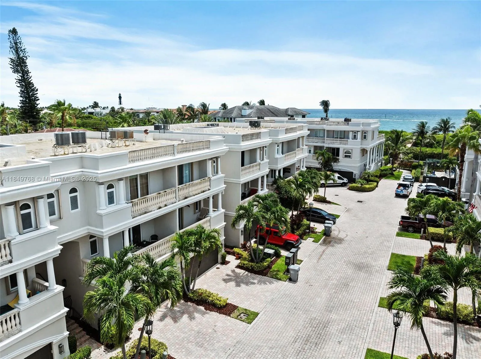 1784 Bay Dr, #1784