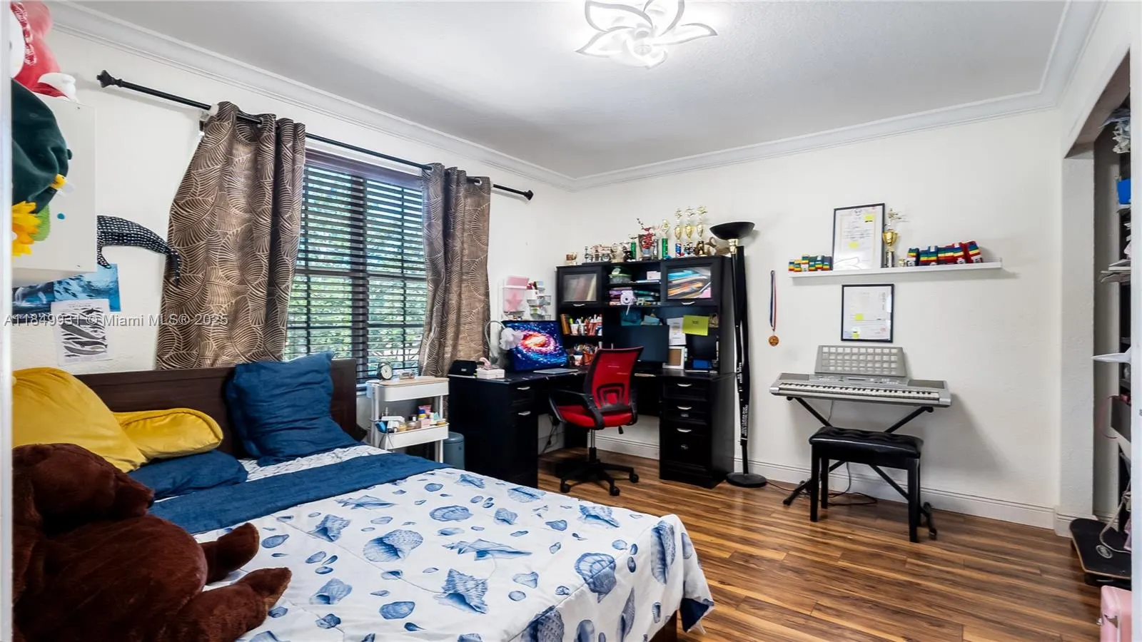 4025 Sapphire Ln, #4025