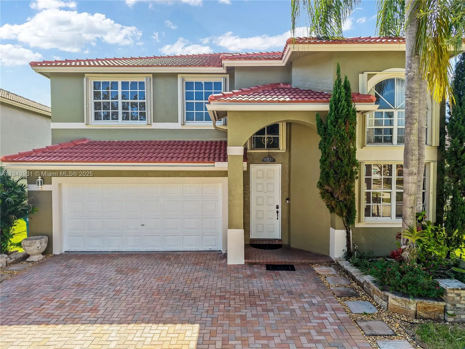 4025 Sapphire Ln, #4025