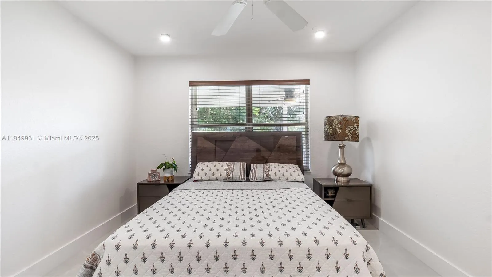 4025 Sapphire Ln, #4025