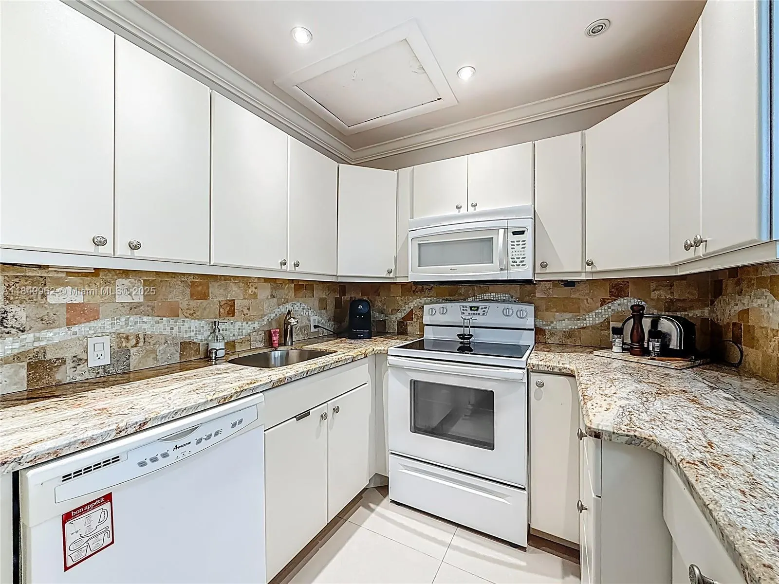 618 Fanshaw O, #618