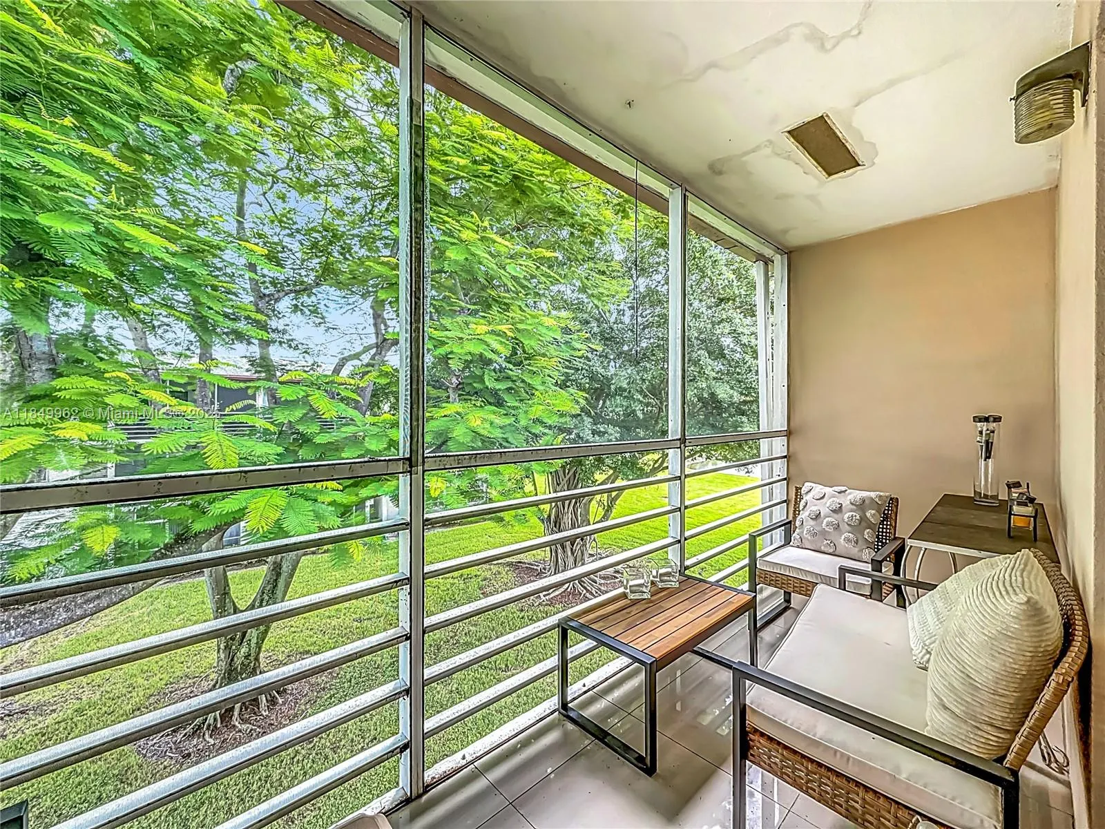 618 Fanshaw O, #618