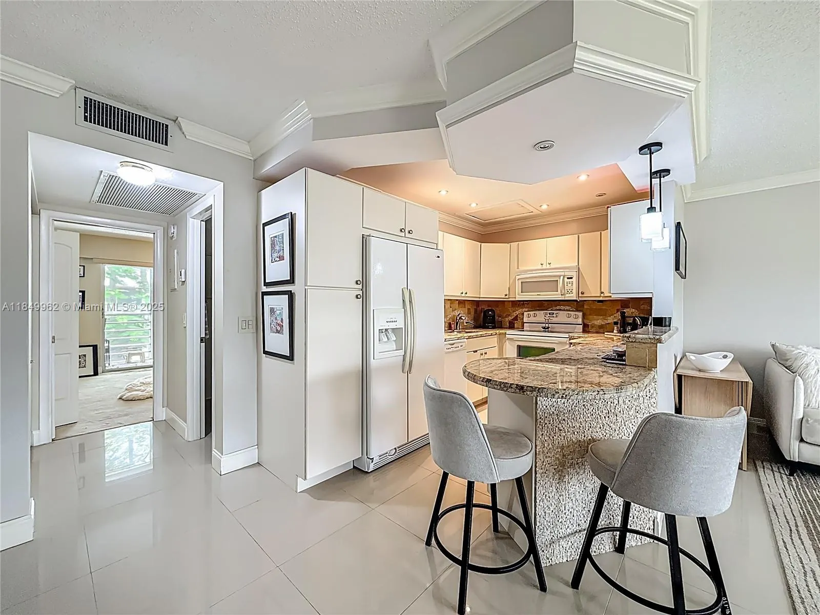 618 Fanshaw O, #618