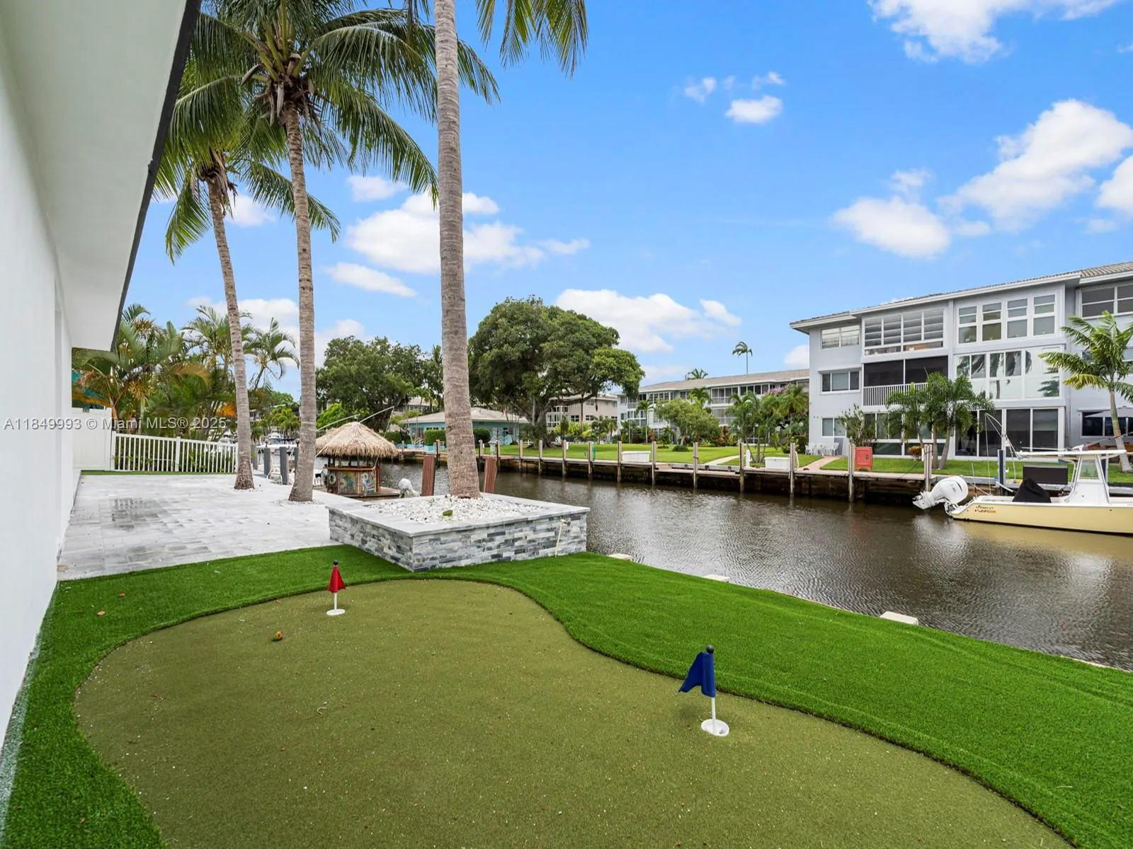 1007 Citrus Isle