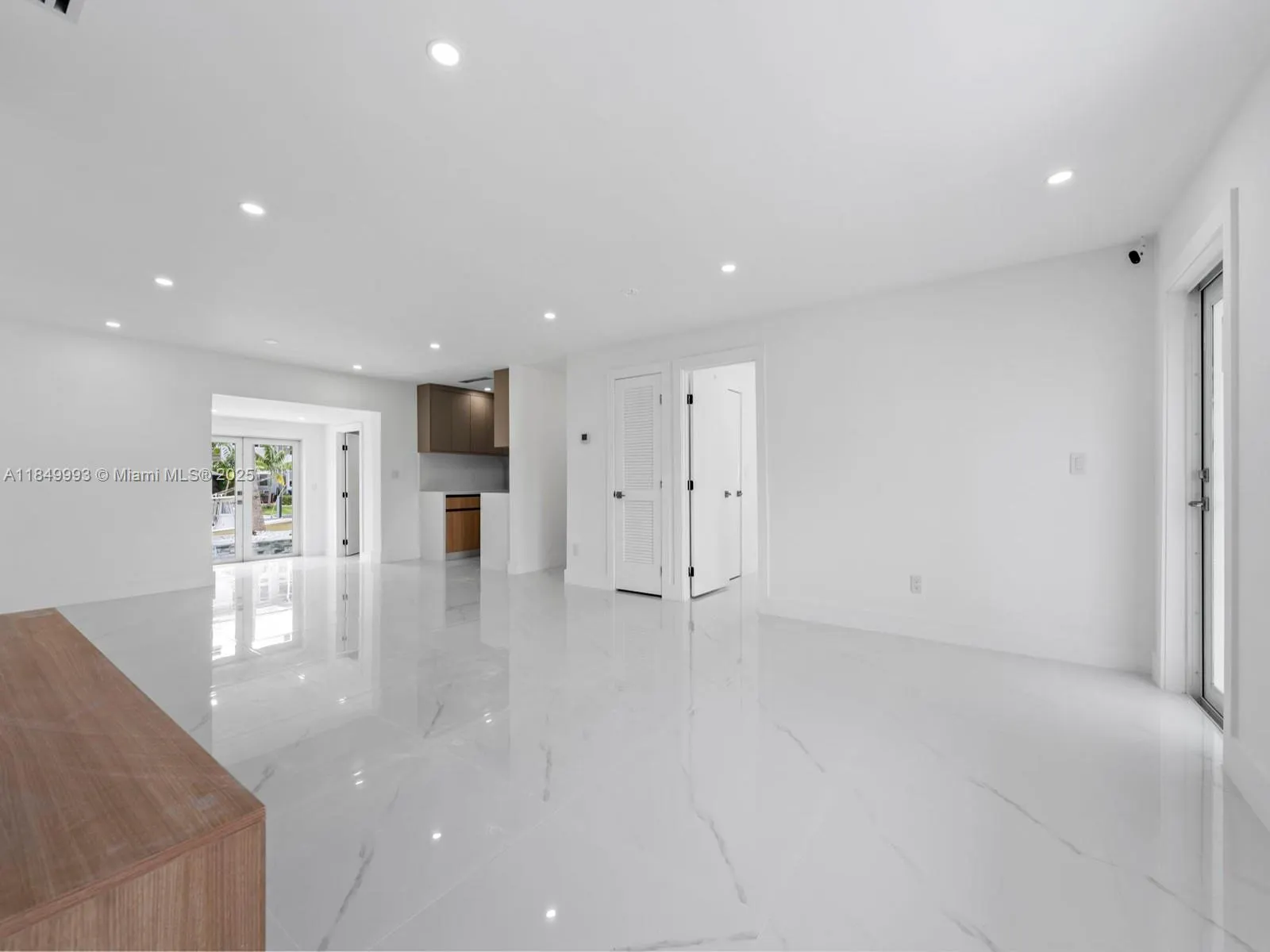 1007 Citrus Isle