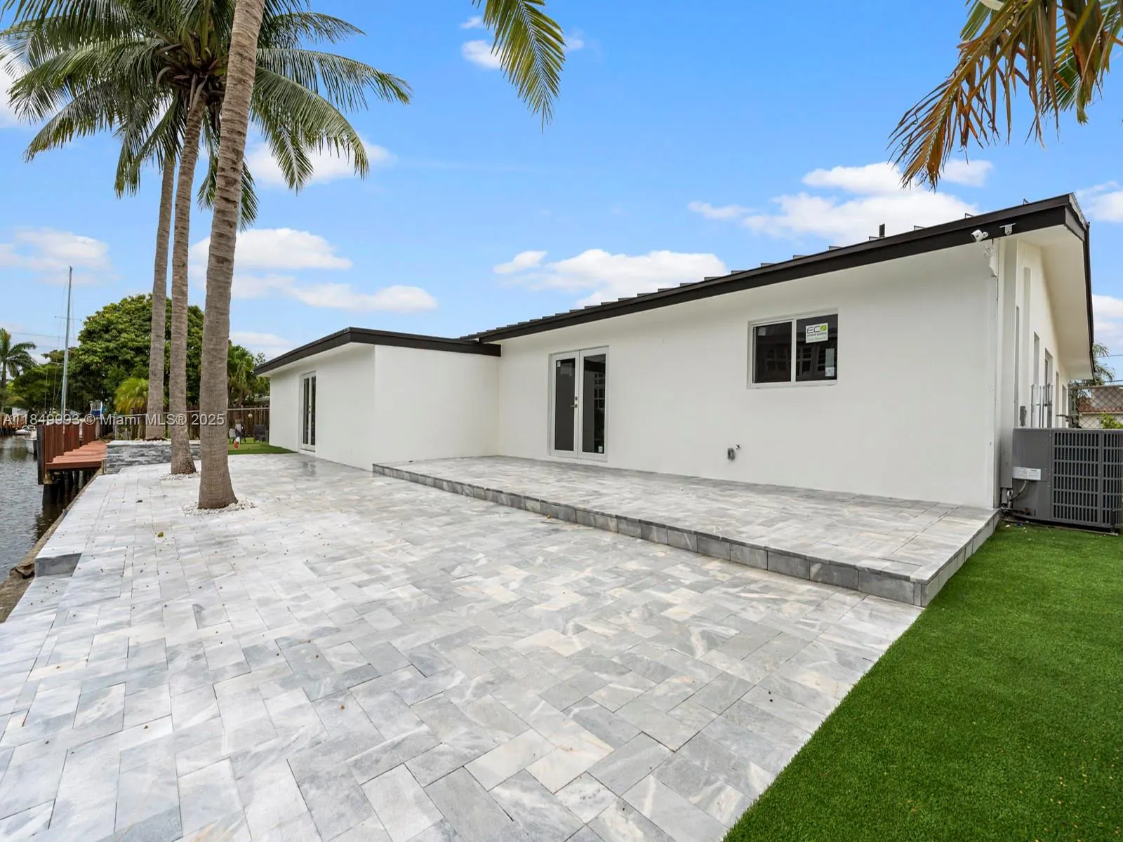 1007 Citrus Isle