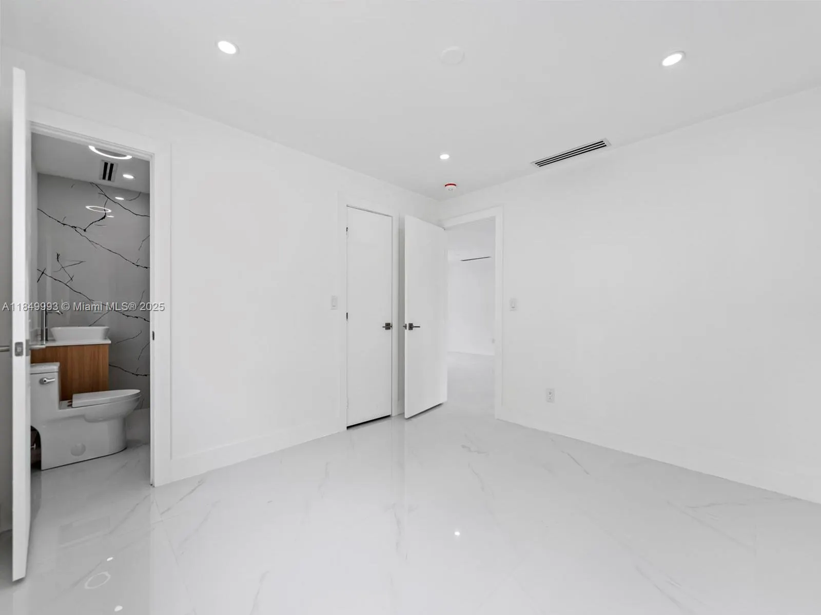 1007 Citrus Isle
