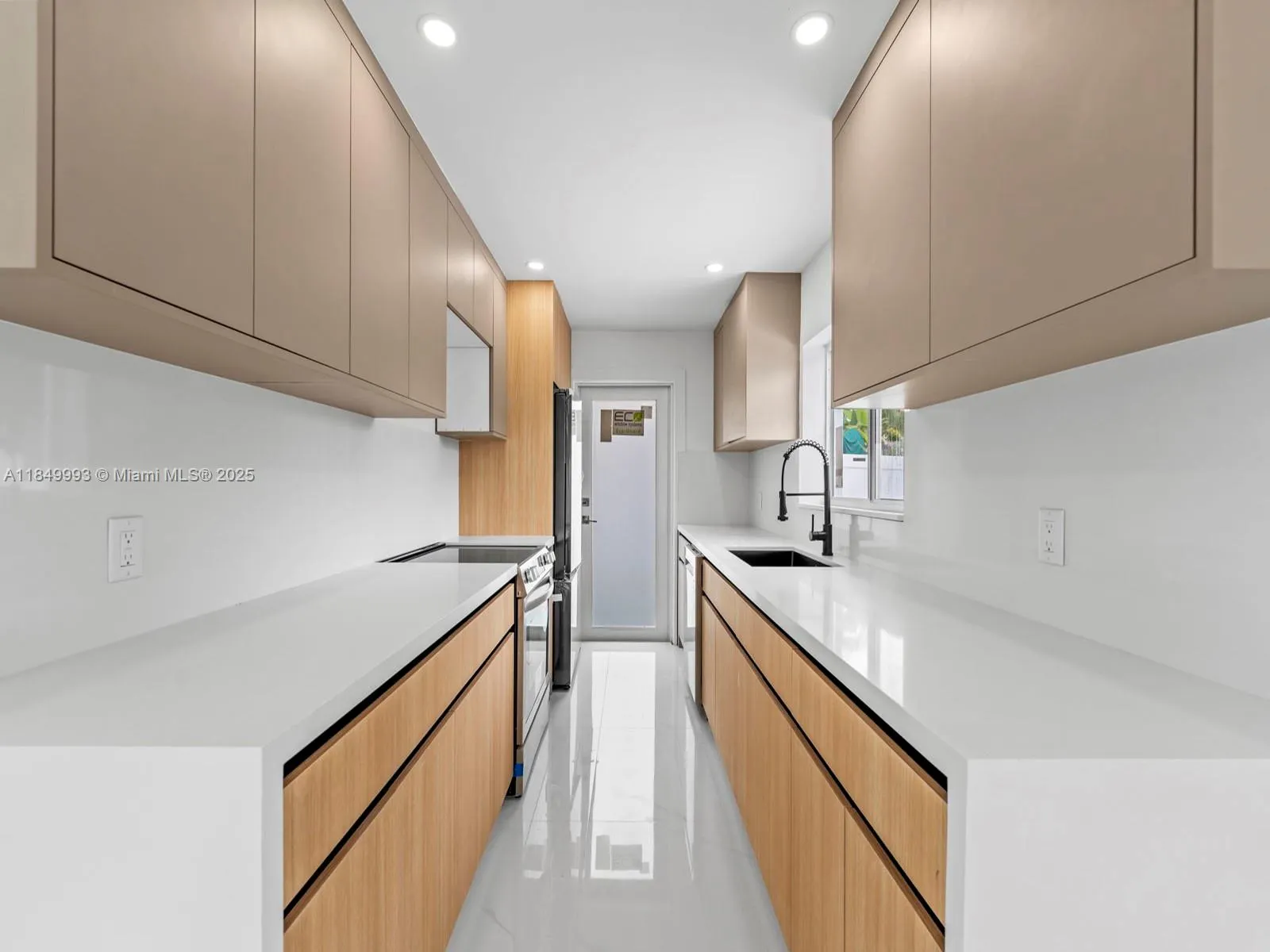 1007 Citrus Isle
