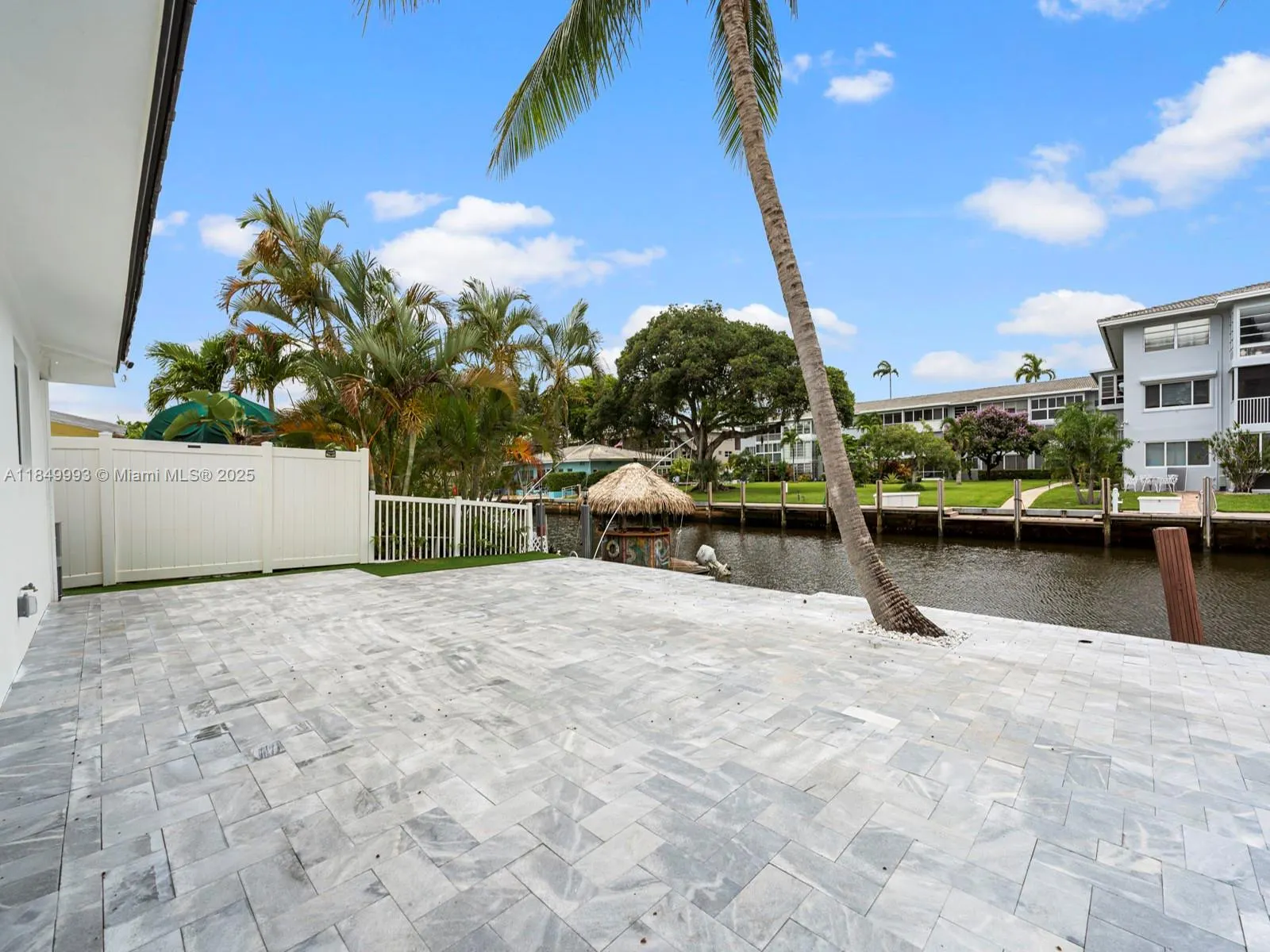 1007 Citrus Isle