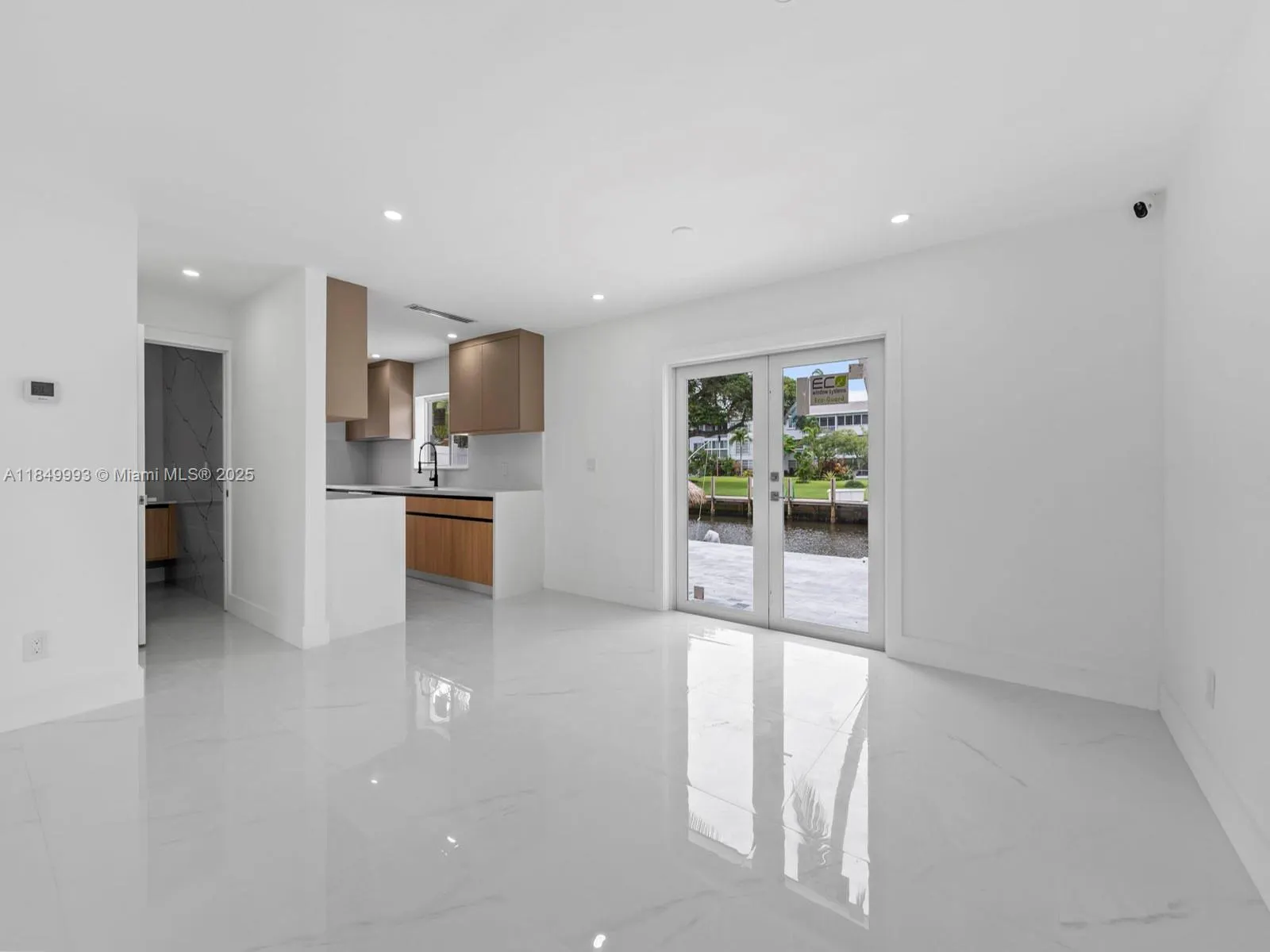 1007 Citrus Isle