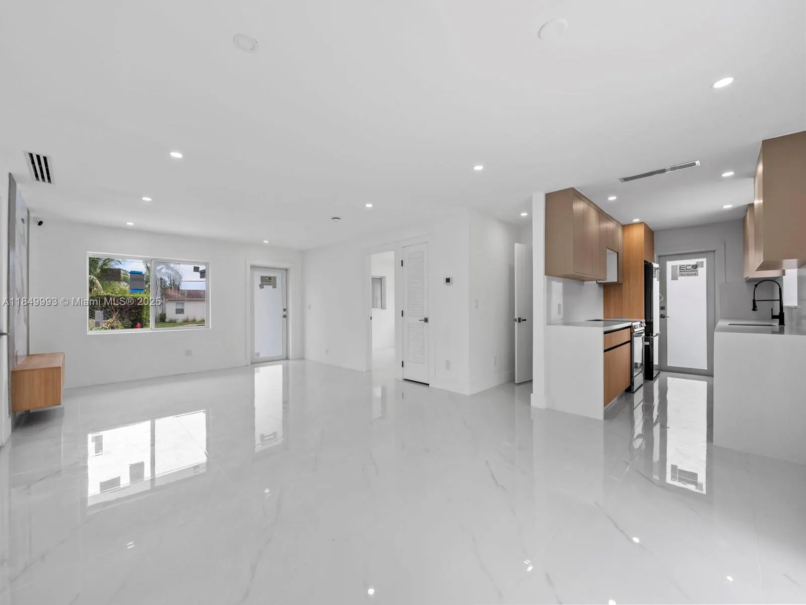 1007 Citrus Isle