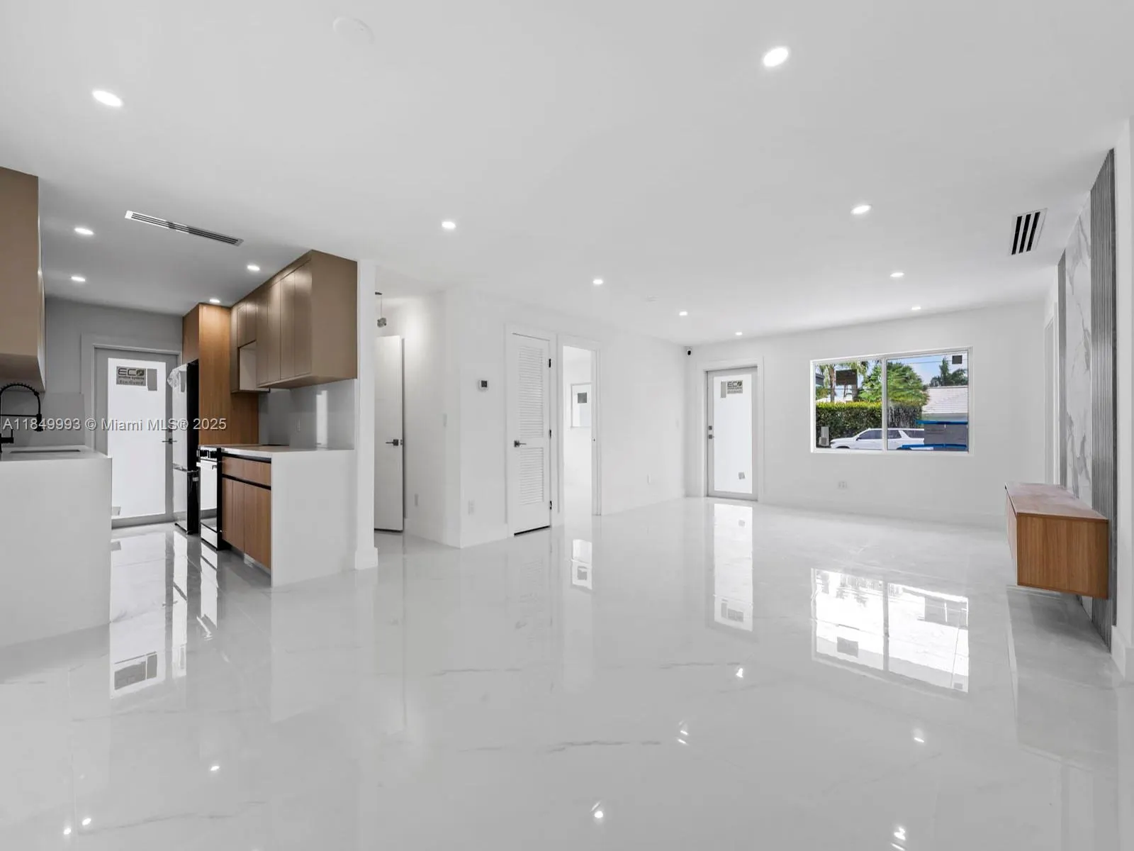 1007 Citrus Isle