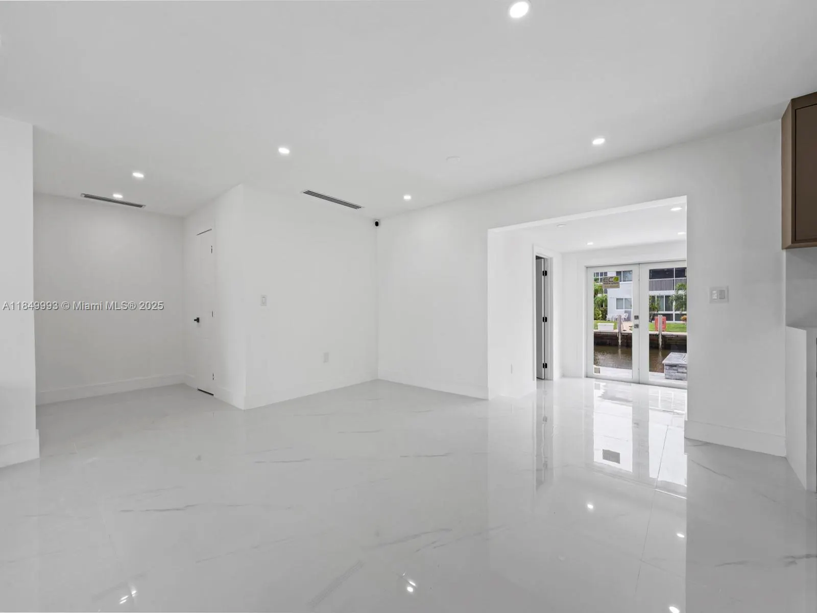 1007 Citrus Isle