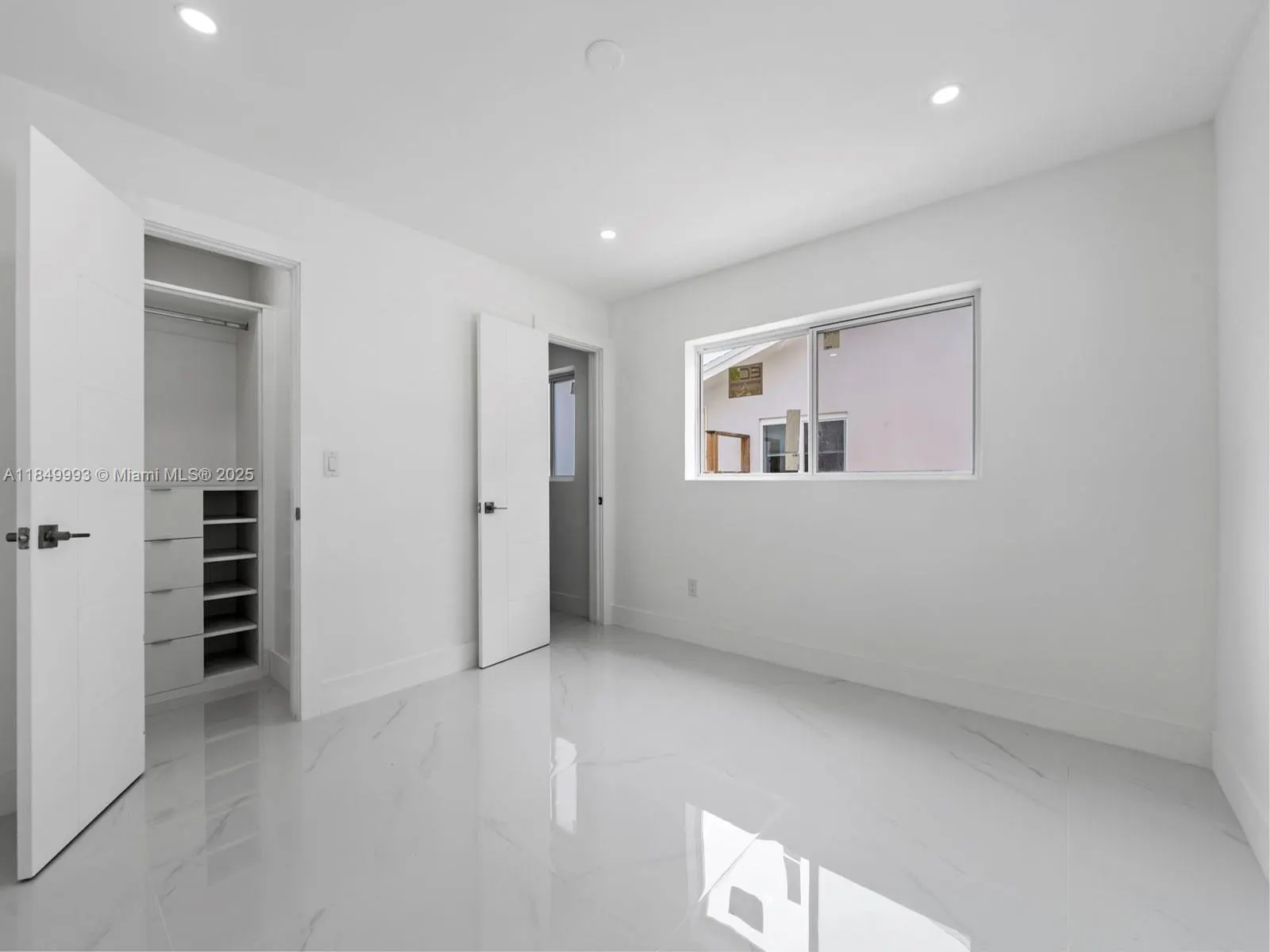 1007 Citrus Isle