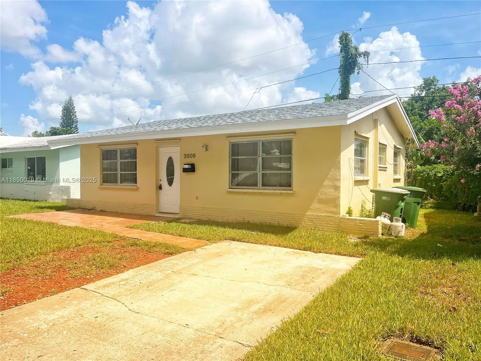 2609 NW 54th St