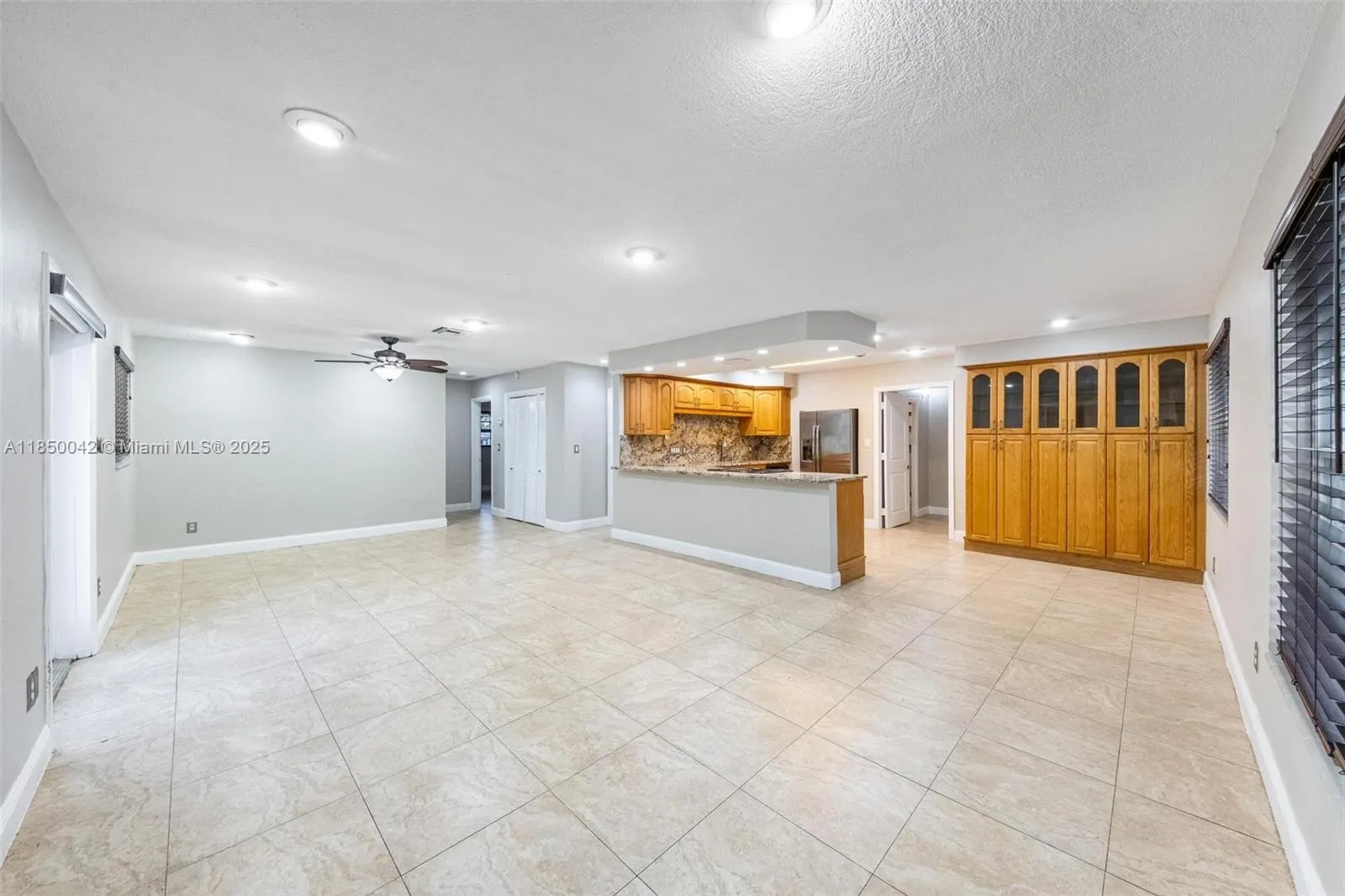 2708 SW 46th Ct