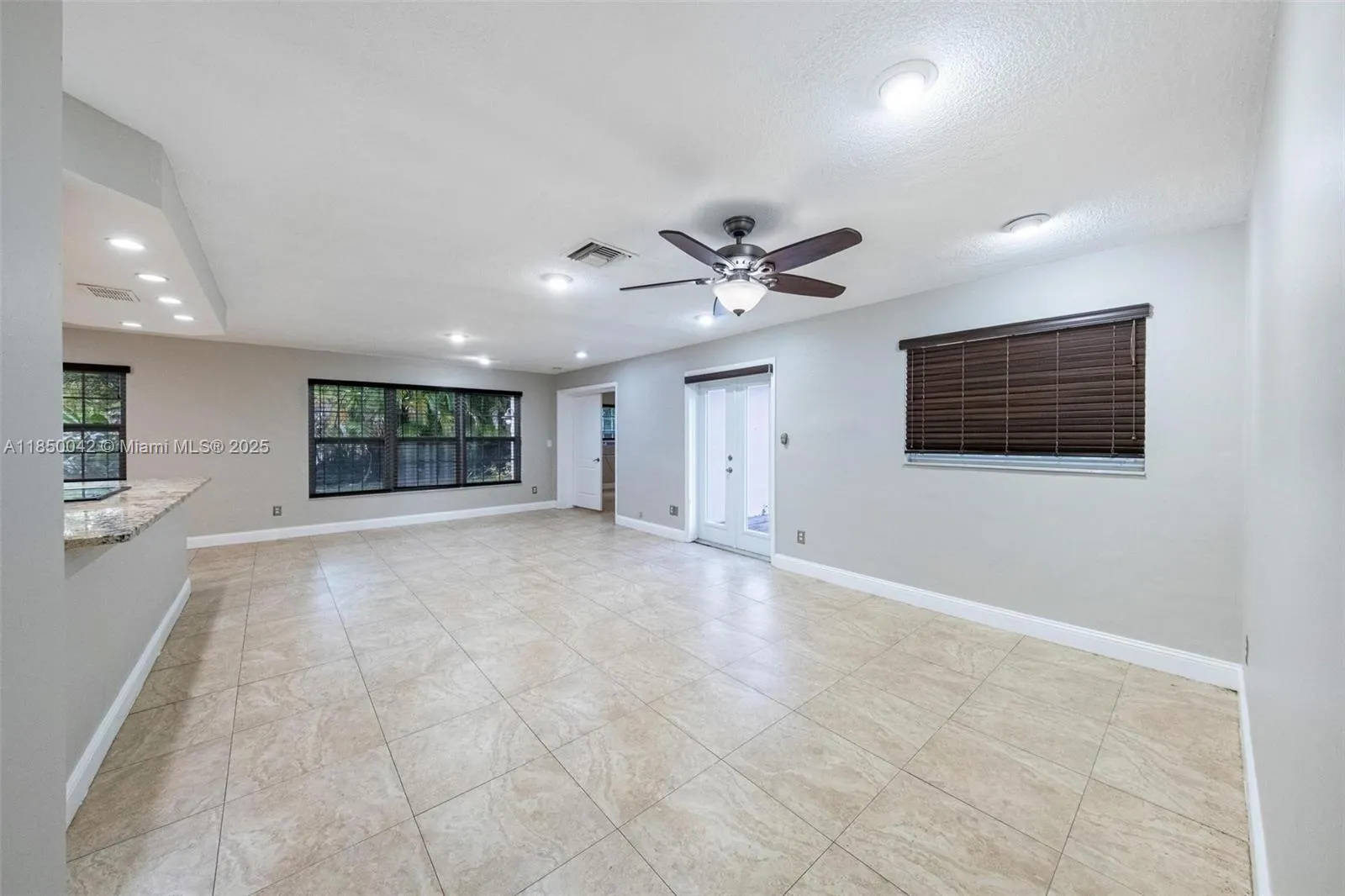 2708 SW 46th Ct