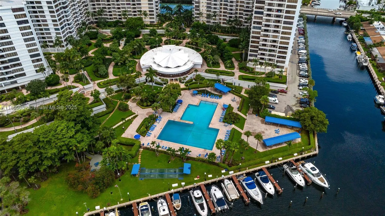 500 Three Islands Blvd, #1008