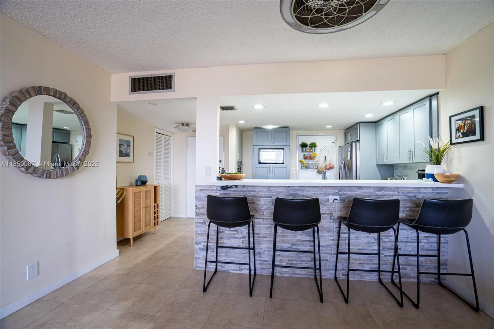 500 Three Islands Blvd, #1008