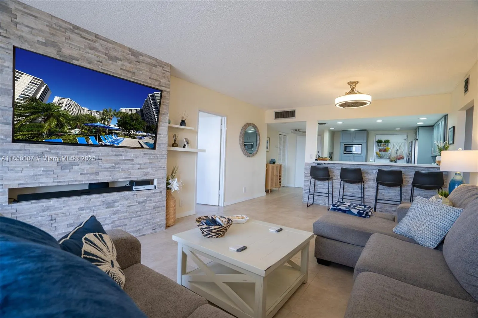 500 Three Islands Blvd, #1008