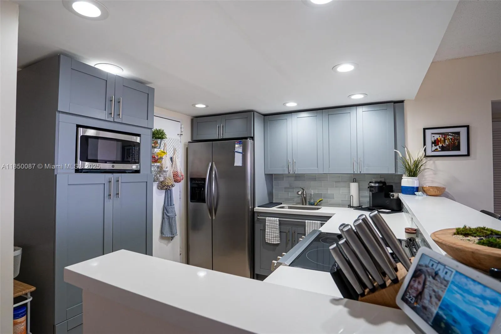 500 Three Islands Blvd, #1008