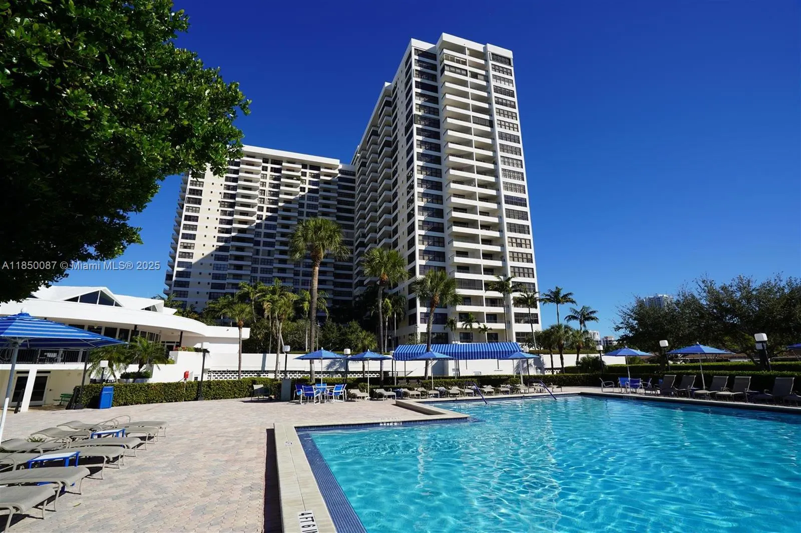 500 Three Islands Blvd, #1008